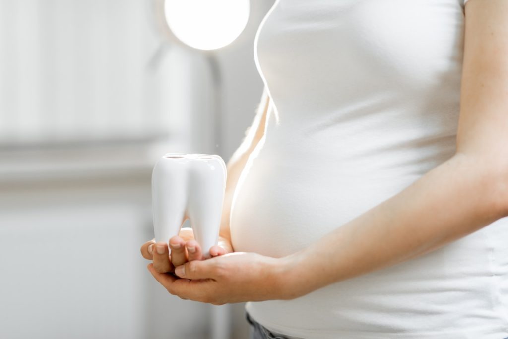 The Link Between Oral Health and Pregnancy Success